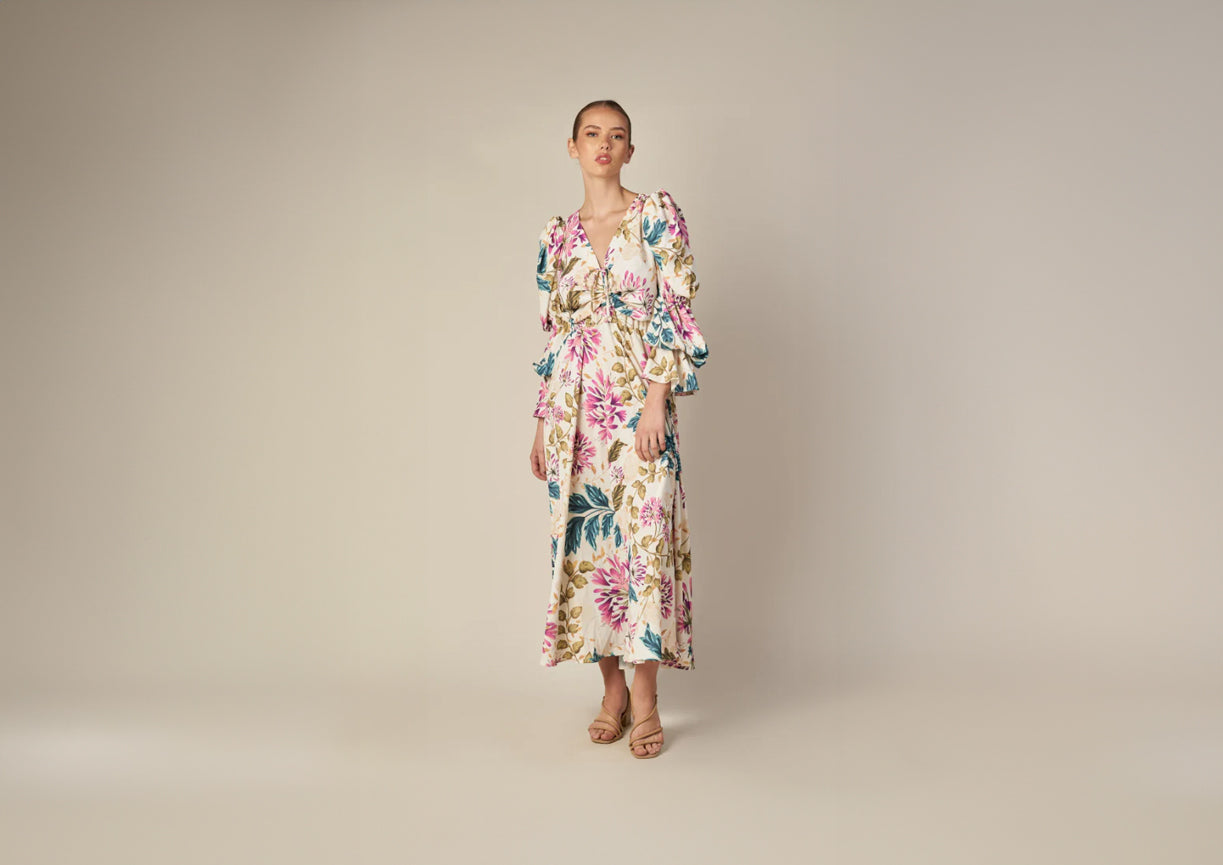 Vestidos Largos: La Pieza Clave para Cualquier Evento en Medellín